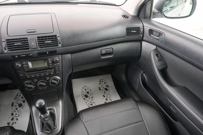 Toyota Avensis II Рестайлинг с пробегом 2008 года, цена 929 000 рублей, 258000 км, седан, Автокод Объявления