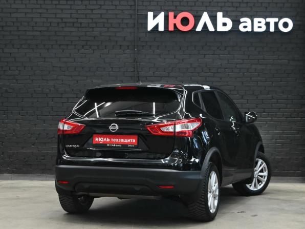 Nissan Qashqai II с пробегом 2015 года, цена 1 800 000 рублей, 102508 км, внедорожник, Автокод Объявления