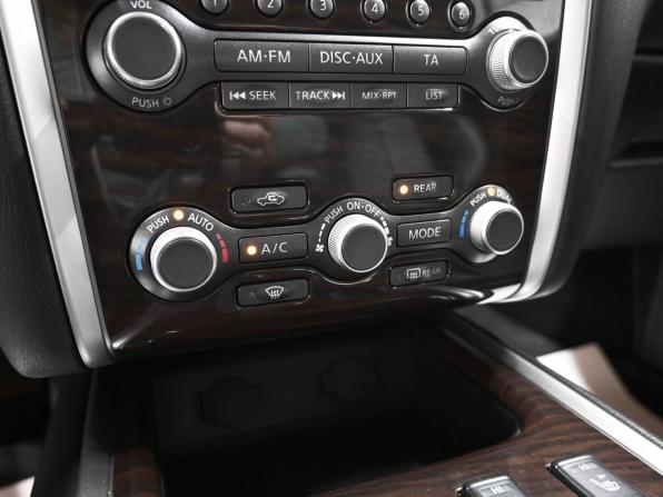 Nissan Pathfinder IV с пробегом 2014 года, цена 1 745 000 рублей, 160208 км, внедорожник, Автокод Объявления