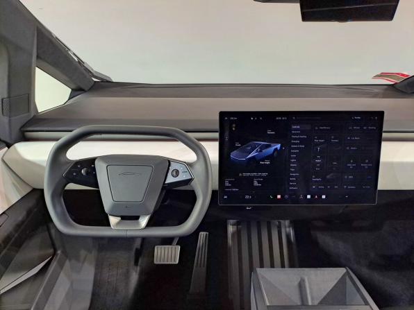 Tesla Cybertruck с пробегом 2024 года, цена 15 799 000 рублей, 2910 км, пикап, Автокод Объявления