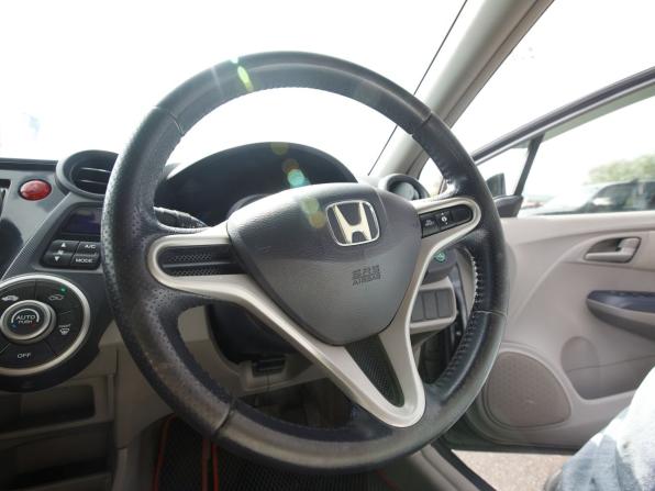 Honda Insight II с пробегом 2009 года, цена 720 000 рублей, 98744 км, хэтчбек, Автокод Объявления
