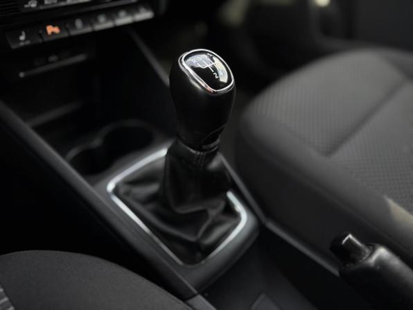 Volkswagen Polo VI с пробегом 2021 года, цена 1 350 000 рублей, 137281 км, лифтбек, Автокод Объявления