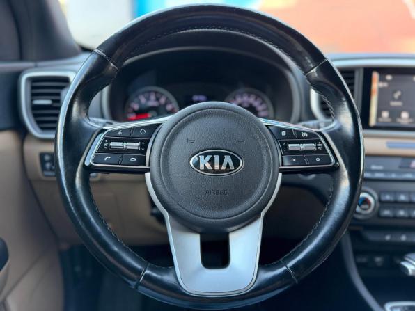 Kia Sportage IV Рестайлинг с пробегом 2018 года, цена 2 300 000 рублей, 120400 км, внедорожник, Автокод Объявления