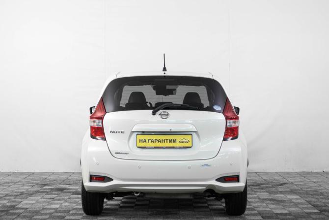 Nissan Note II Рестайлинг с пробегом 2017 года, цена 1 049 000 рублей, 92000 км, хэтчбек, Автокод Объявления