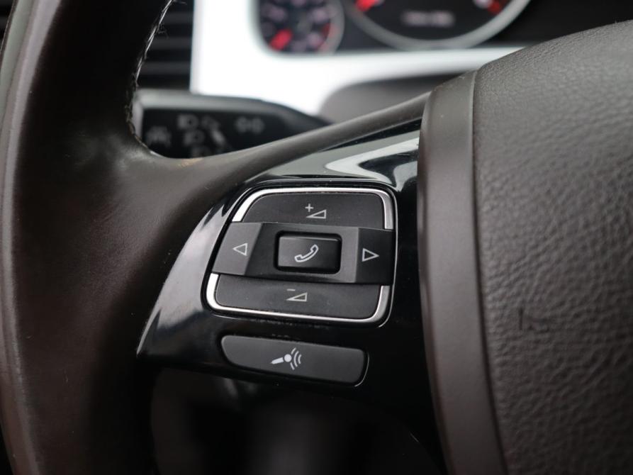 Volkswagen Touareg II Рестайлинг Москва  - изображение 16