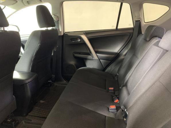 Toyota RAV4 IV (XA40) Рестайлинг с пробегом 2018 года, цена 2 420 000 рублей, 83284 км, внедорожник, Автокод Объявления