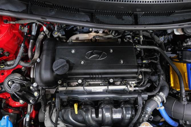 Hyundai Solaris I Рестайлинг с пробегом 2014 года, цена 899 000 рублей, 161000 км, хэтчбек, Автокод Объявления