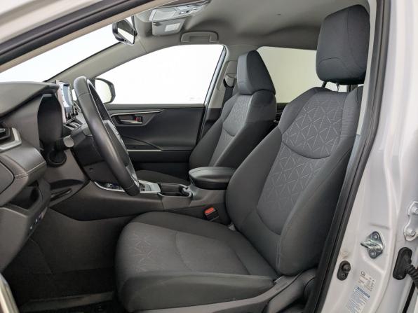 Toyota RAV4 V (XA50) с пробегом 2021 года, цена 3 700 000 рублей, 163197 км, внедорожник, Автокод Объявления