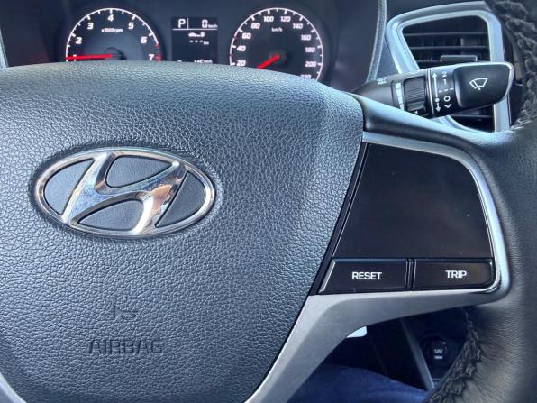 Hyundai Solaris II с пробегом 2020 года, цена 1 390 000 рублей, 112771 км, седан, Автокод Объявления