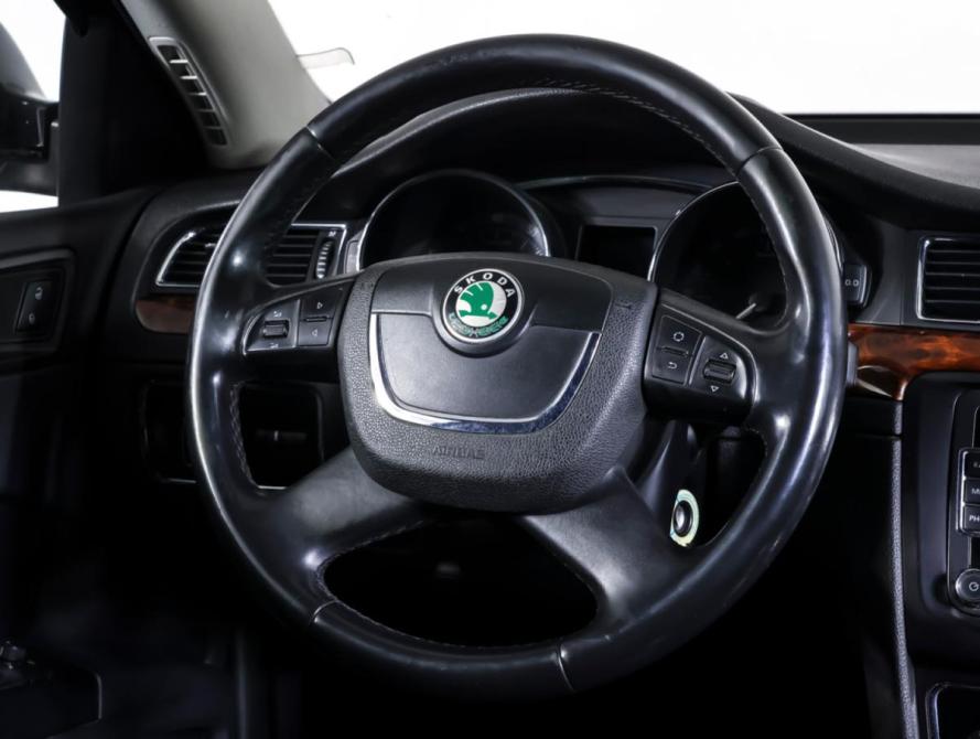 Skoda Superb II Москва  - изображение 13