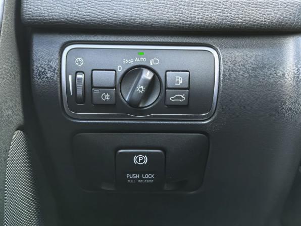 Volvo XC60 I Рестайлинг с пробегом 2014 года, цена 1 899 000 рублей, 190000 км, внедорожник, Автокод Объявления