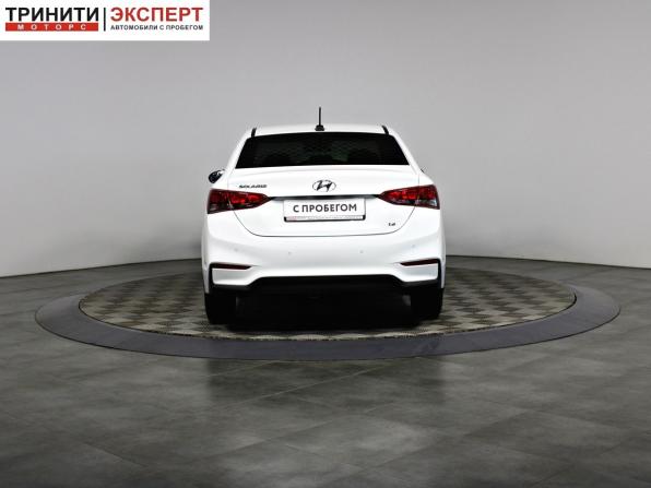 Hyundai Solaris II с пробегом 2018 года, цена 937 000 рублей, 278410 км, седан, Автокод Объявления