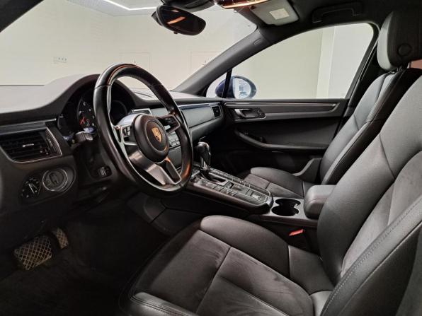 Porsche Macan I с пробегом 2018 года, цена 3 250 000 рублей, 117060 км, внедорожник, Автокод Объявления