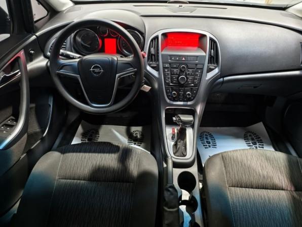 Opel Astra J Рестайлинг с пробегом 2014 года, цена 855 000 рублей, 152854 км, седан, Автокод Объявления