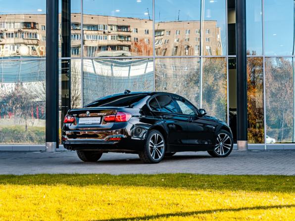 BMW 3 серии VI (F3x) Рестайлинг с пробегом 2017 года, цена 2 450 000 рублей, 132928 км, седан, Автокод Объявления