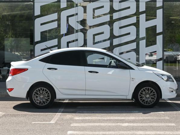 Hyundai Solaris I Рестайлинг с пробегом 2015 года, цена 870 000 рублей, 258237 км, седан, Автокод Объявления