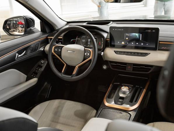 Haval Jolion I Рестайлинг с пробегом 2025 года, цена 2 430 000 рублей, 3040 км, внедорожник, Автокод Объявления
