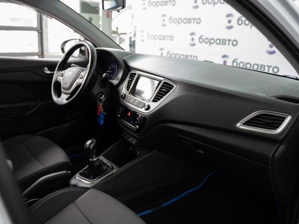 Hyundai Solaris II с пробегом 2019 года, цена 1 370 000 рублей, 102021 км, седан, Автокод Объявления