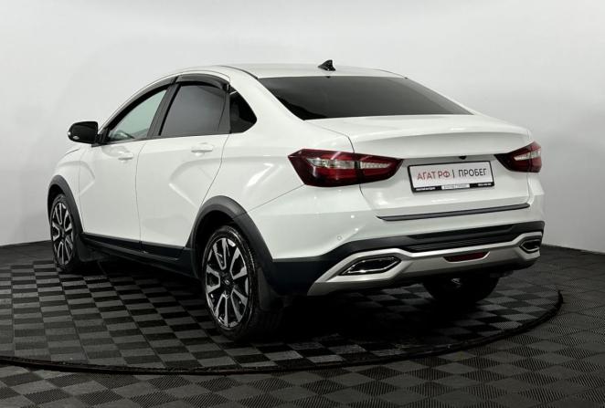 Lada (ВАЗ) Vesta I Рестайлинг (NG) с пробегом 2023 года, цена 1 250 000 рублей, 59116 км, седан, Автокод Объявления