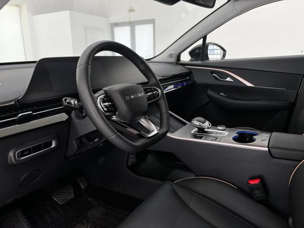 Omoda C5 I с пробегом 2023 года, цена 1 790 000 рублей, 29257 км, внедорожник, Автокод Объявления