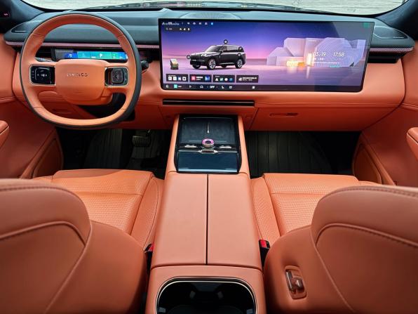 Lynk &amp; Co 900 с пробегом 2026 года, цена 7 990 000 рублей, 10 км, внедорожник, Автокод Объявления