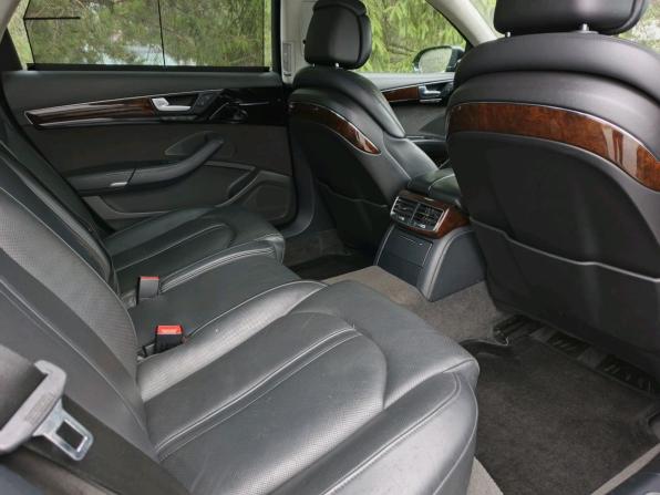 Audi A8 III (D4) Рестайлинг с пробегом 2014 года, цена 1 889 000 рублей, 259854 км, седан, Автокод Объявления
