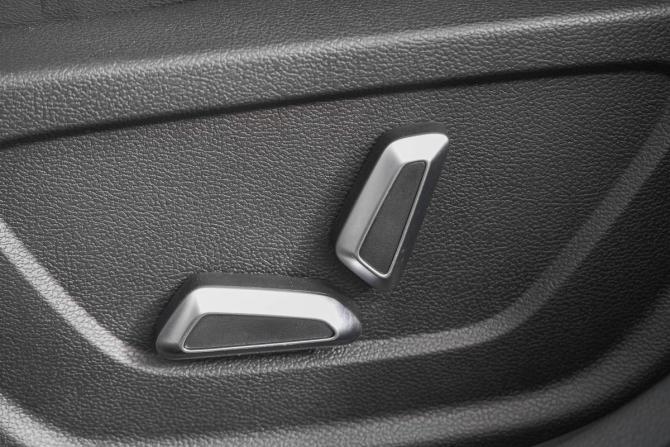 Geely Coolray I Рестайлинг с пробегом 2024 года, цена 2 049 000 рублей, 61000 км, внедорожник, Автокод Объявления
