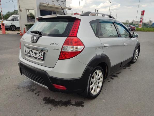 Dongfeng H30 Cross с пробегом 2016 года, цена 549 000 рублей, 101000 км, хэтчбек, Автокод Объявления