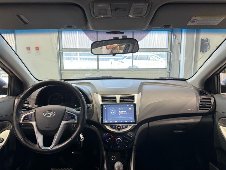 Hyundai Solaris I Москва  - изображение 12