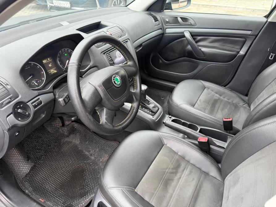Skoda Octavia II (A5) Рестайлинг Мурманск  - изображение 9