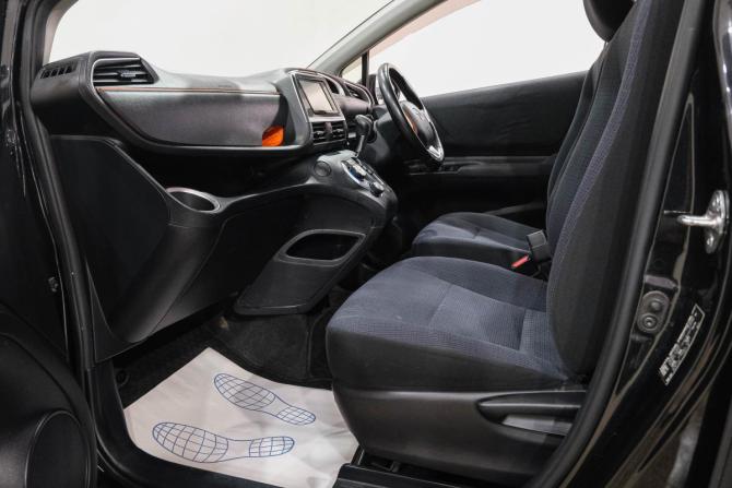 Toyota Sienta II с пробегом 2016 года, цена 1 249 000 рублей, 101300 км, компактвэн, Автокод Объявления