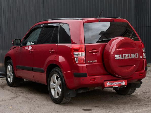 Suzuki Grand Vitara II Рестайлинг с пробегом 2011 года, цена 1 300 000 рублей, 237618 км, внедорожник, Автокод Объявления