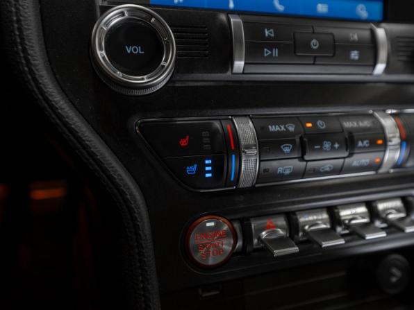 Ford Mustang VI Рестайлинг с пробегом 2020 года, цена 4 250 000 рублей, 114203 км, купе, Автокод Объявления