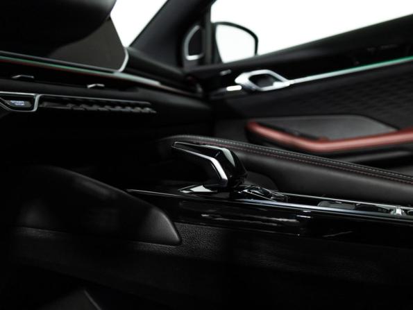 Geely Coolray I Рестайлинг с пробегом 2023 года, цена 2 299 700 рублей, 37225 км, внедорожник, Автокод Объявления