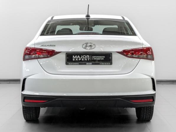 Hyundai Solaris II Рестайлинг с пробегом 2022 года, цена 1 610 000 рублей, 94855 км, седан, Автокод Объявления