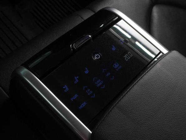 Toyota Camry VIII (XV70) Рестайлинг с пробегом 2021 года, цена 3 049 000 рублей, 151932 км, седан, Автокод Объявления