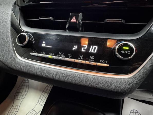Toyota Corolla XII (E210) с пробегом 2020 года, цена 1 800 000 рублей, 137723 км, универсал, Автокод Объявления