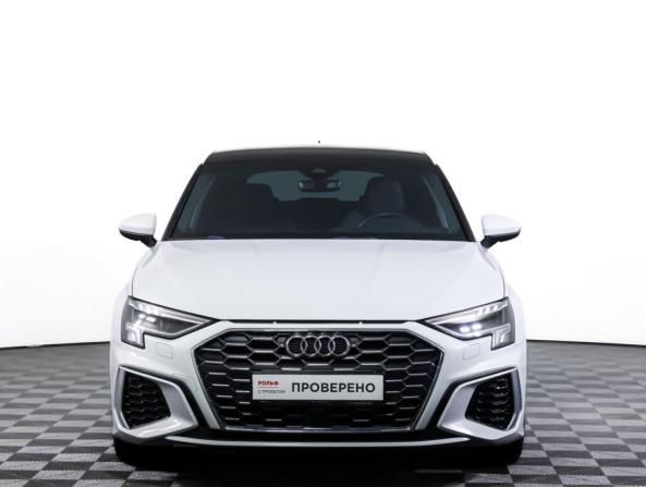 Audi A3 IV (8Y) с пробегом 2021 года, цена 3 073 000 рублей, 47780 км, хэтчбек, Автокод Объявления