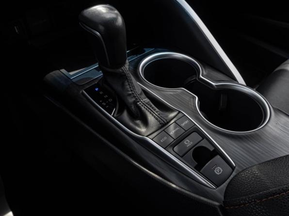 Toyota Camry VIII (XV70) Рестайлинг с пробегом 2022 года, цена 3 320 000 рублей, 64045 км, седан, Автокод Объявления