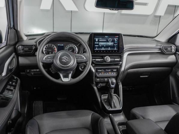 Suzuki Grand Vitara III с пробегом 2023 года, цена 4 459 000 рублей, 44 км, внедорожник, Автокод Объявления