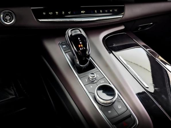 Cadillac Escalade V с пробегом 2023 года, цена 11 000 000 рублей, 40540 км, внедорожник, Автокод Объявления