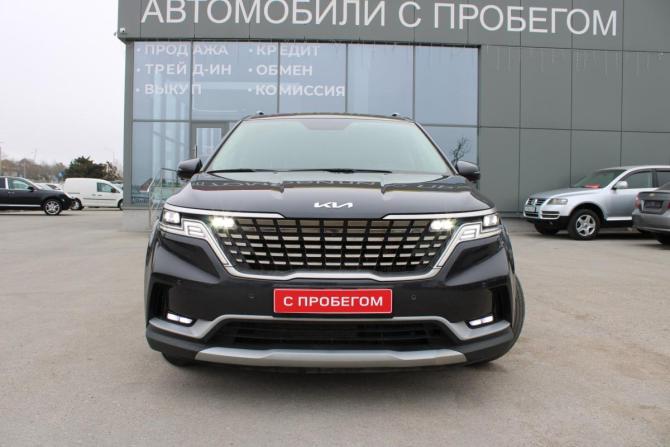 Kia Carnival IV Рестайлинг с пробегом 2023 года, цена 4 529 000 рублей, 46702 км, минивэн, Автокод Объявления