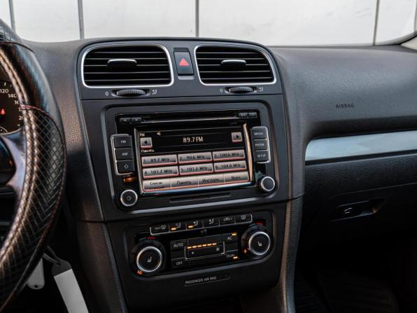 Volkswagen Golf VI с пробегом 2010 года, цена 849 000 рублей, 321811 км, хэтчбек, Автокод Объявления