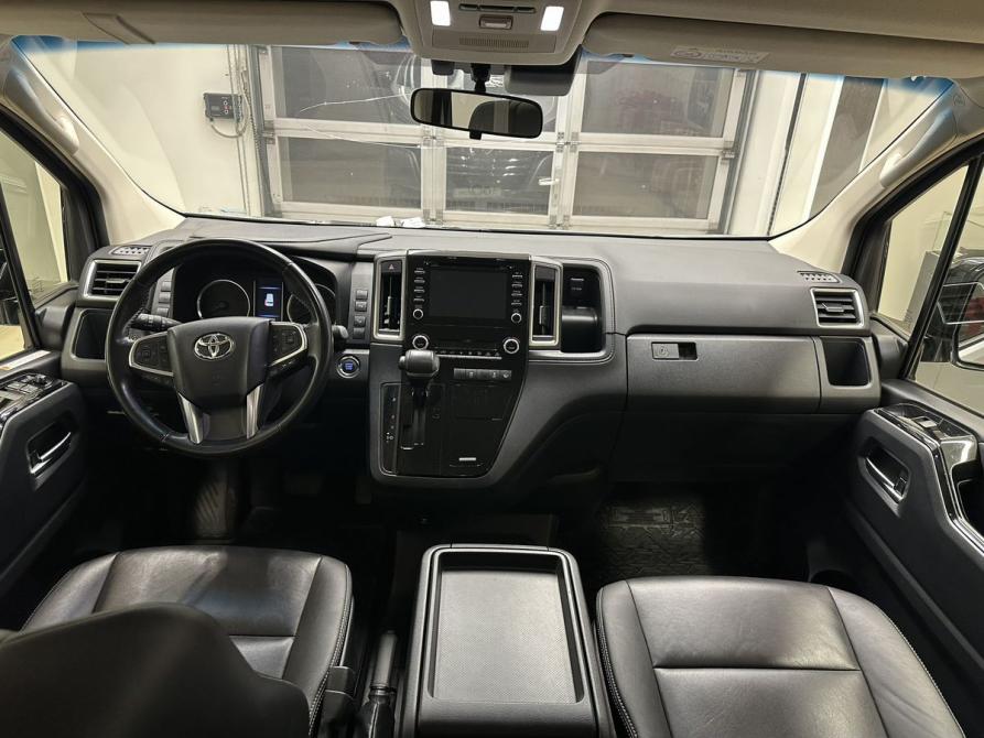 Toyota HiAce H300 Москва  - изображение 10