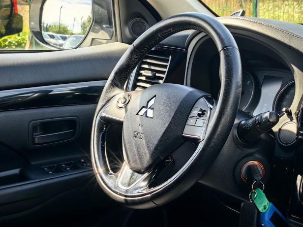 Mitsubishi Outlander III Рестайлинг 2 с пробегом 2018 года, цена 2 029 000 рублей, 112000 км, внедорожник, Автокод Объявления