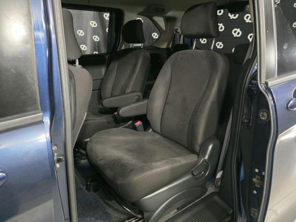 Honda Freed I с пробегом 2011 года, цена 1 029 000 рублей, 133762 км, компактвэн, Автокод Объявления