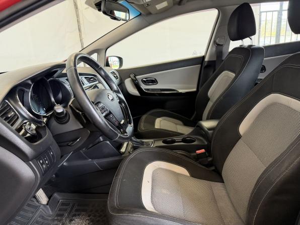 Kia Ceed II с пробегом 2013 года, цена 1 060 000 рублей, 205000 км, универсал, Автокод Объявления