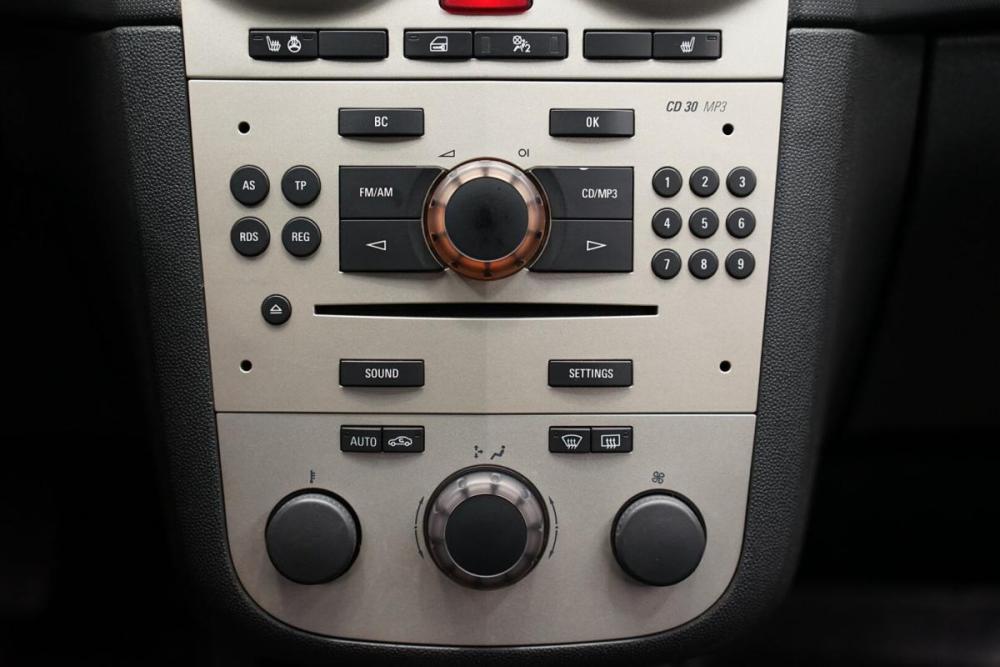 Opel Corsa D Крым  - изображение 20
