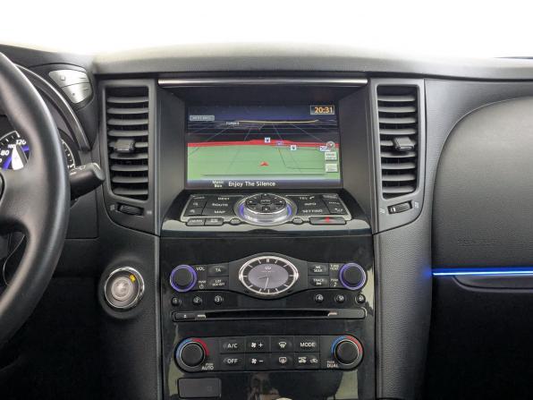 Infiniti QX70 с пробегом 2014 года, цена 2 450 000 рублей, 100310 км, внедорожник, Автокод Объявления
