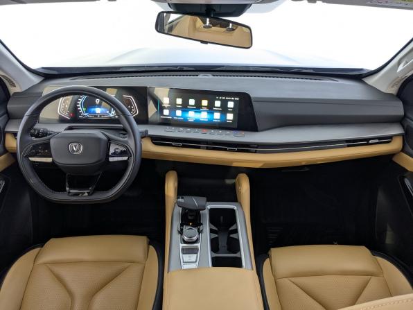 Changan Hunter Plus с пробегом 2024 года, цена 2 850 000 рублей, 10290 км, offers.body_type.unknown, Автокод Объявления